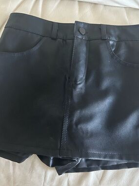 Black Faux Leather Women's Juniors Mini Skirt with shorts Size XS/Small NWOT